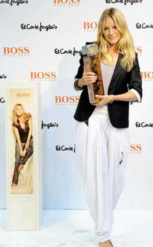 sienna miller hugo boss 2 050609